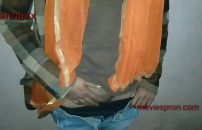 Bolinhas no bico do peito
