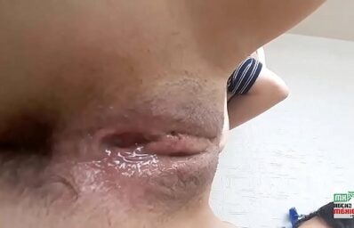 Sexo com morena de 18 anos